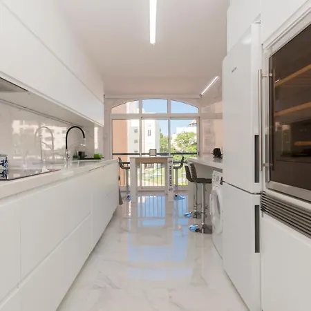 Houze_lovely Flat With Swimming Pool! Apartment Cascais